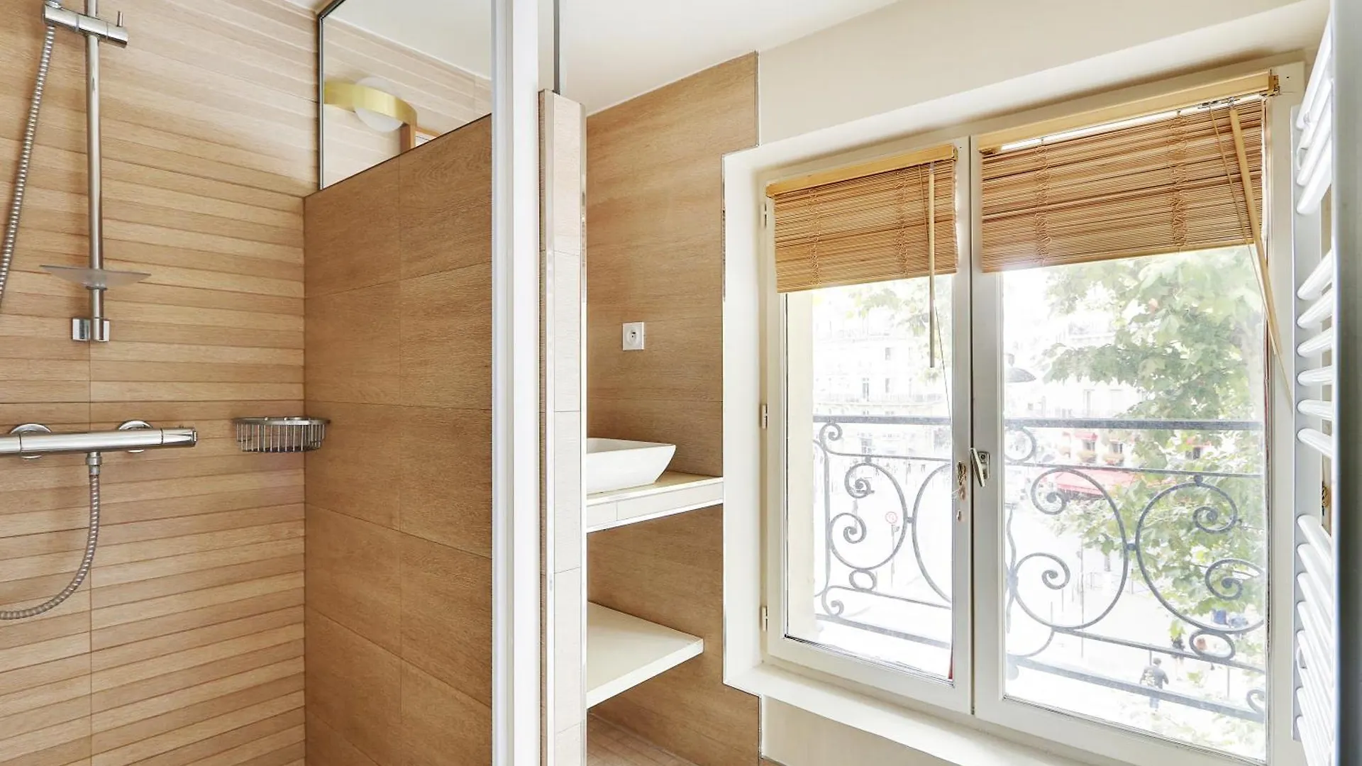 Pick A Flat'S Apartment In Saint-Germain - Rue Du Bac Paris France